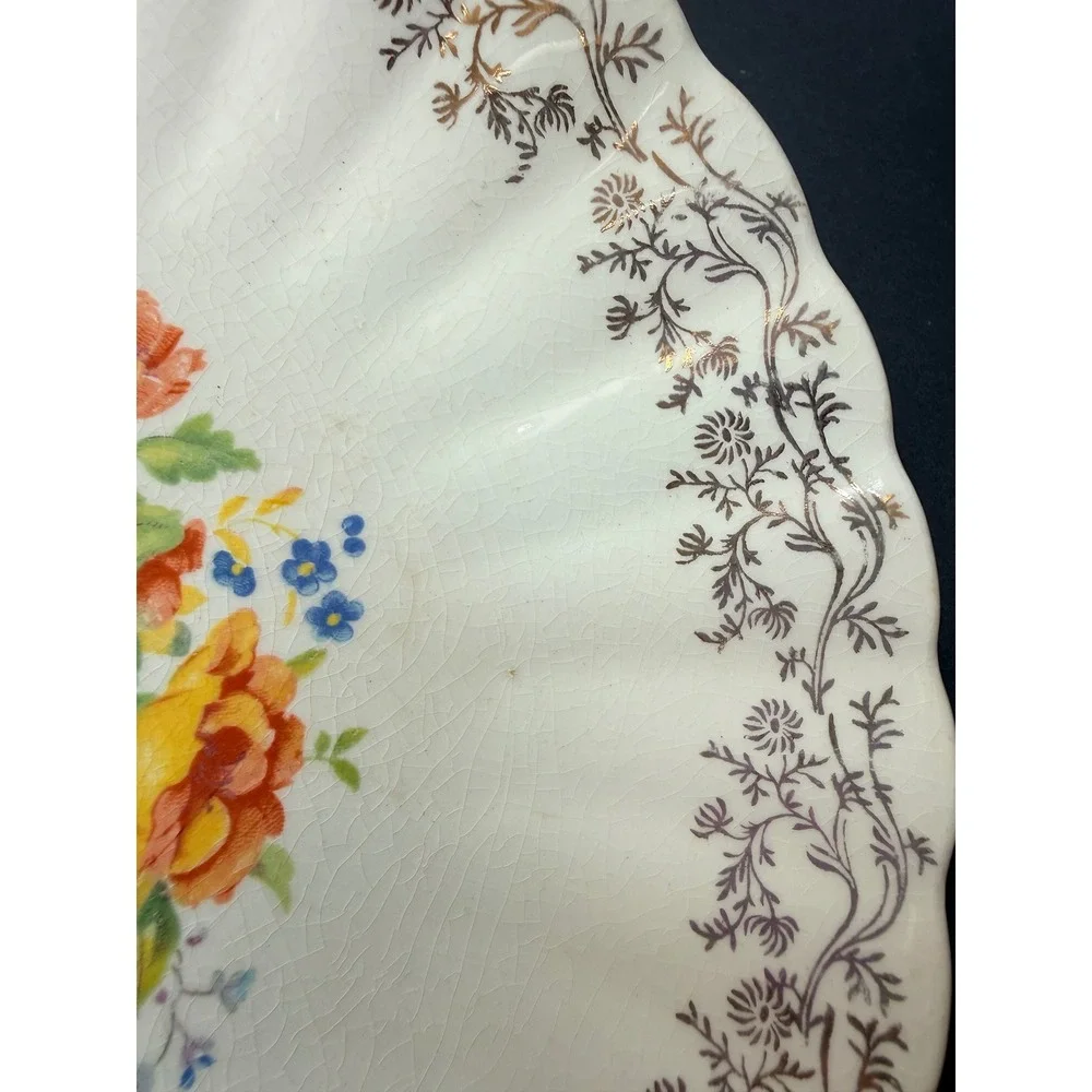 Grandmacore Southern‎ Potteries Vintage Floral Bowl 22Kt Gold Filigree Scalloped